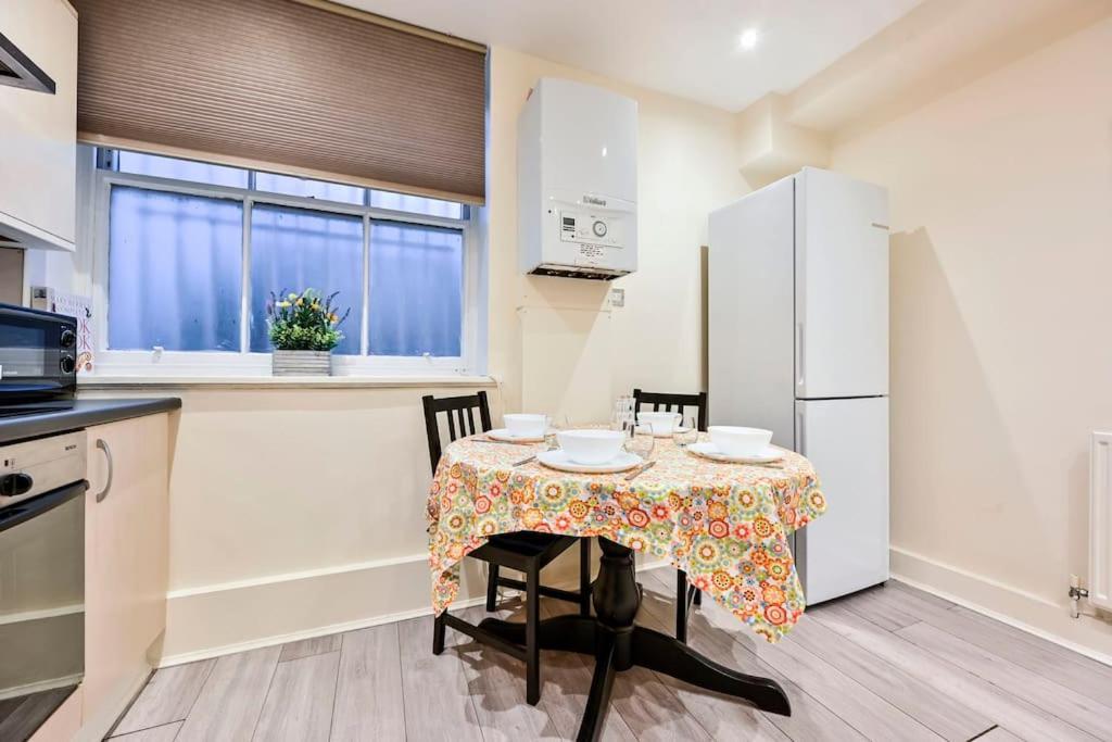 Charming In The Heart Of Paddington Londra