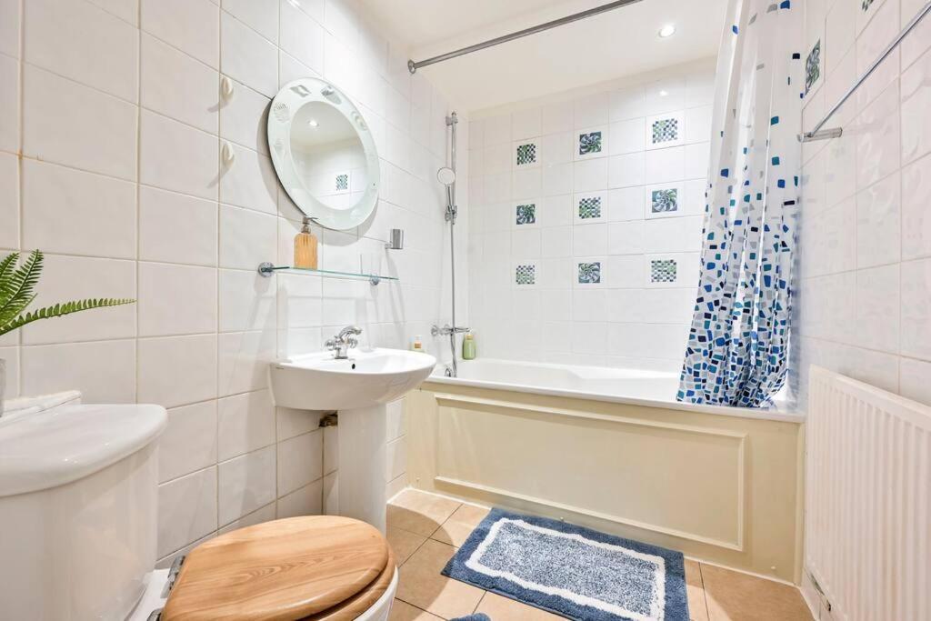 Apartament Charming In The Heart Of Paddington Londra