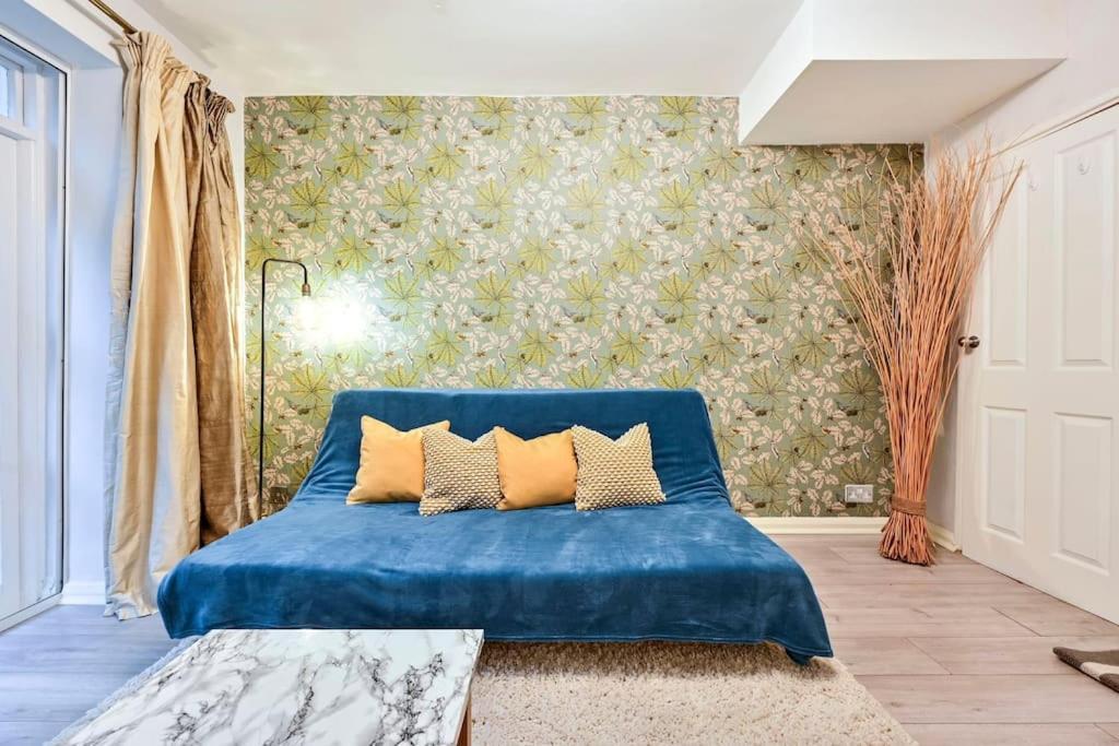 Charming In The Heart Of Paddington Apartament Londra